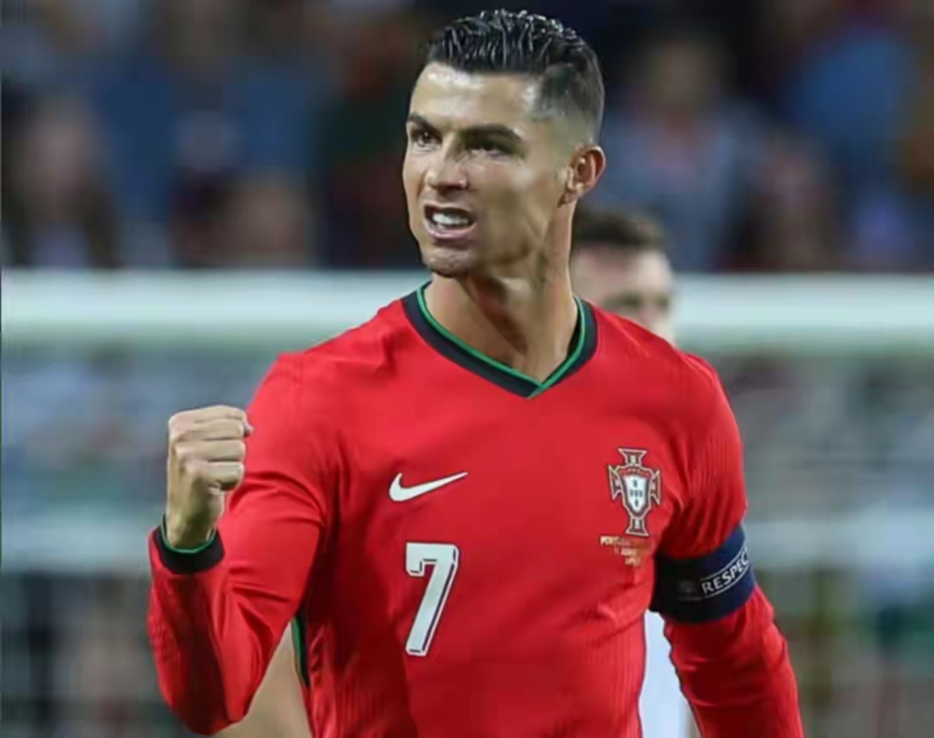 包含C罗连续十场比赛得分超过大比分获胜,中国队不断突破!全场沸腾不已的词条-ayx